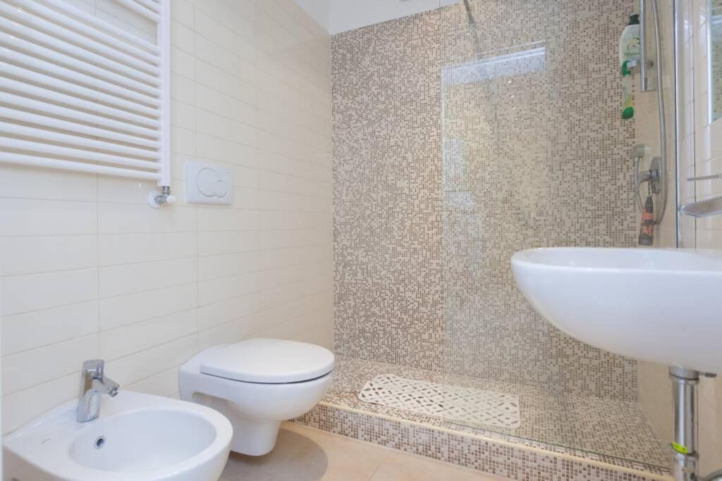 SvHome Roma Ngoại thất bức ảnh